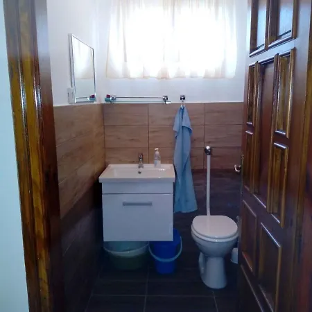 Casa vacanze Balatonkeresztur 12 *